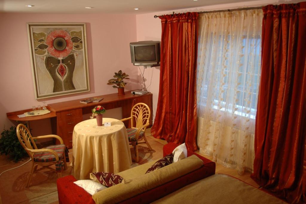 Country Club La Mesteceni เซเบช ห้อง รูปภาพ